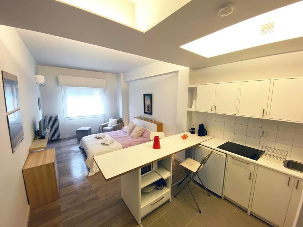 Cozy Studio At Koukaki Афины Экстерьер фото